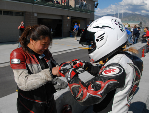 joy-shandra Joy Higa & Shandra Crawford excited at the end of their 4 hour endurance race at Miller, 2008